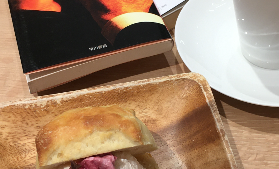 【カフェ】季節限定「桜とクリームチーズのスコーン」